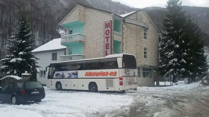 Motel Tara Mojkovac Buitenkant foto